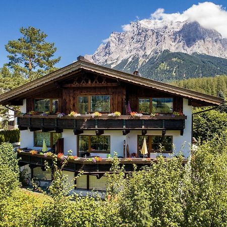 Tyrol Appartements Эрвальд Экстерьер фото