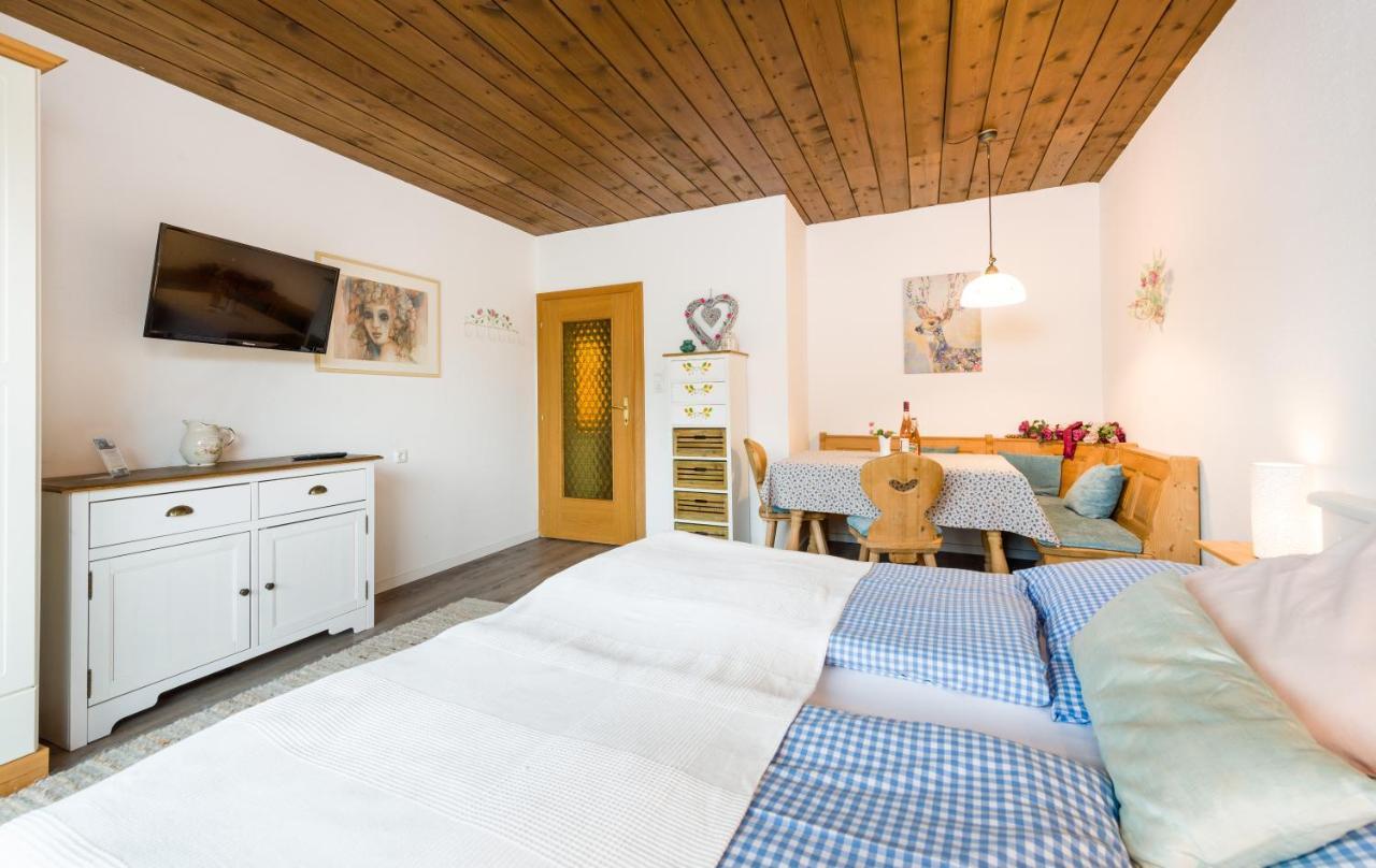 Tyrol Appartements Эрвальд Экстерьер фото
