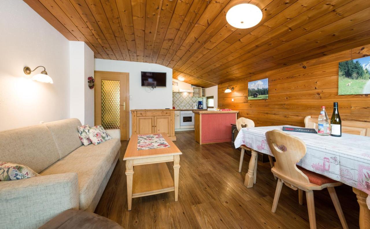 Tyrol Appartements Эрвальд Экстерьер фото
